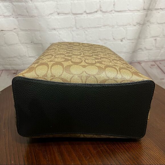 COACH X MICHEL JEAN BASQUIAT Pez Dispenser limited edition town bucket bag nwt - Picture 6 of 16